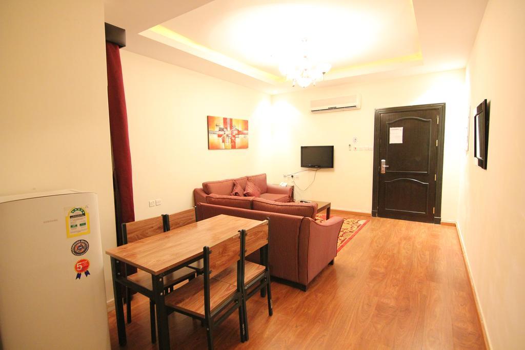 Towlan Hotel Suites 1 Riyadh Bagian luar foto