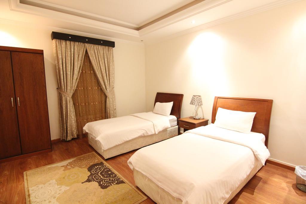 Towlan Hotel Suites 1 Riyadh Bagian luar foto