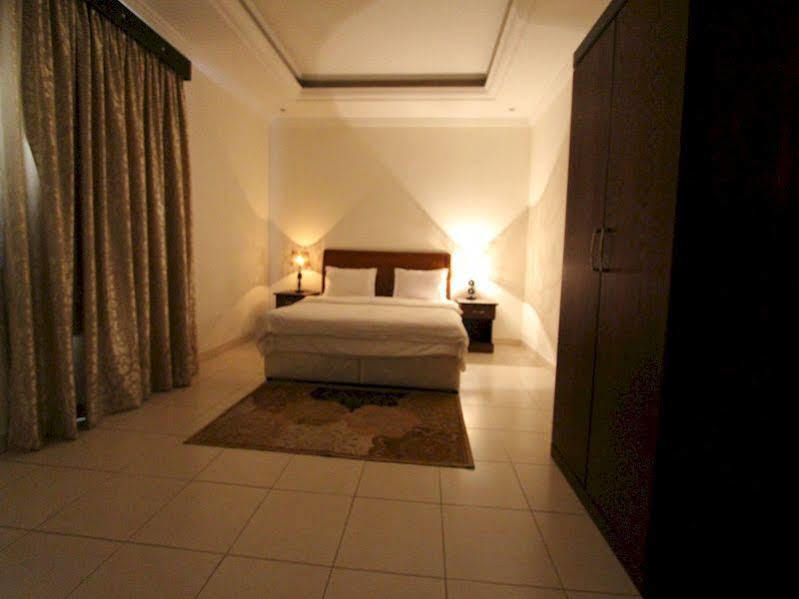 Towlan Hotel Suites 1 Riyadh Bagian luar foto